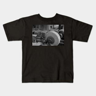 Shepherd Wheel is a working museum Kids T-Shirt